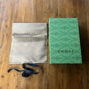 Authentic. Empty 7.5 x 11.5 x 2.5 Gucci Gift Box Including Dust Bag and Ribbon.